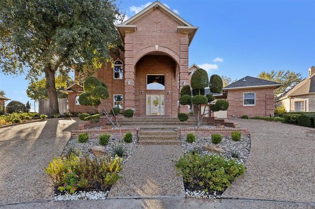 $615,000 | 6325 Mesa Ridge Drive | Fairway Bend