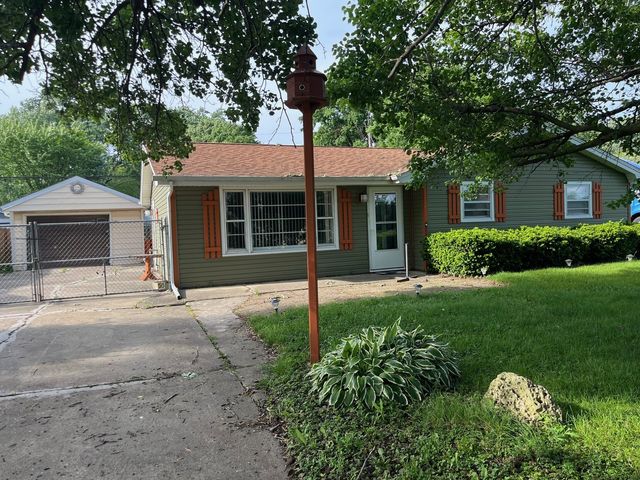 $269,900 | 19256 Airport Road | Lockport Township - Will County