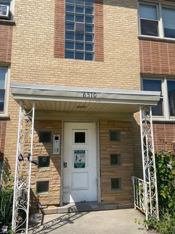 $1,400 | 6510 West Devon Avenue, Unit GS | Norwood Park East