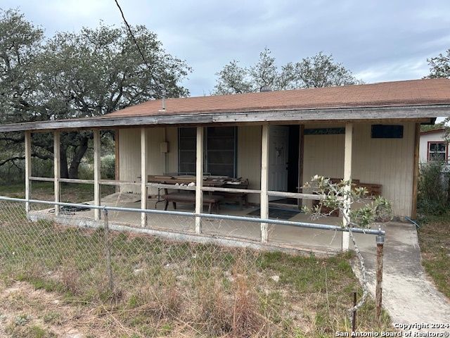 $275,000 | 1331 Private Road 2415