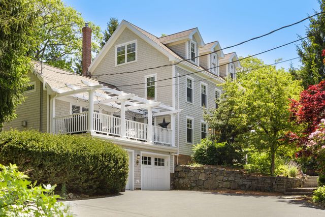 $2,800,000 | 66 South South Main Street | Kennebunkport Village