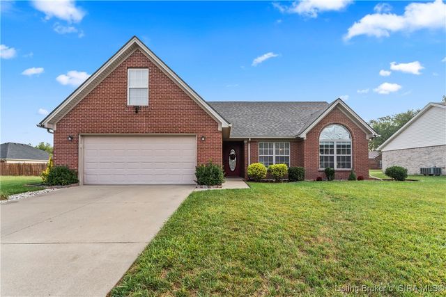 $340,000 | 6007 Pine View Court | Jeffersonville