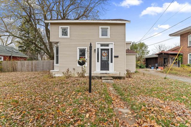 $169,000 | 413 North 1st Street | Historic Dickerson Landing