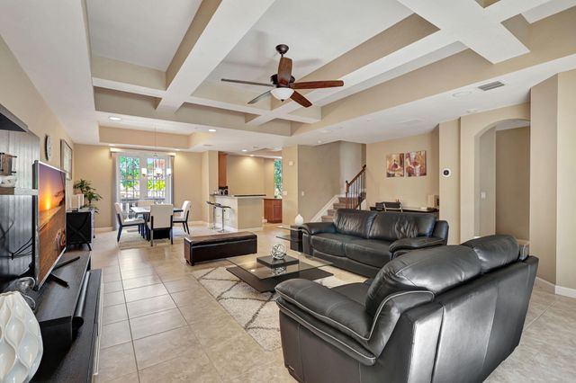 $649,000 | 2460 San Pietro Circle | Palm Beach Gardens