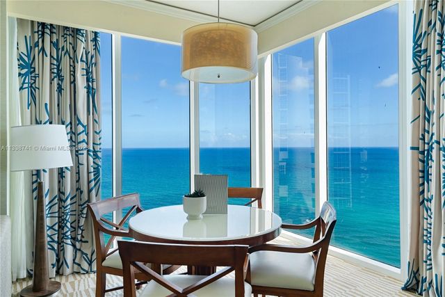 $1,979,000 | 18001 Collins Avenue, Unit 2009 | North Biscayne Beach