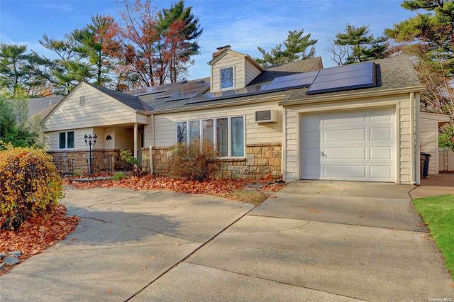 $1,100,000 | 784 Wildwood Road | West Hempstead