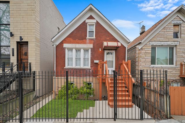 $439,000 | 3328 South Damen Avenue | McKinley Park