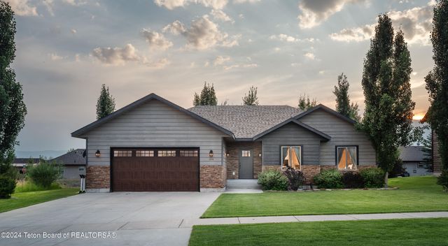 $1,345,000 | 398 Palisade Trail | Shoshoni Plains