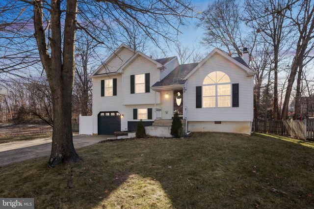 $424,900 | 310 Copperfield Drive | Monroe Township - Gloucester County