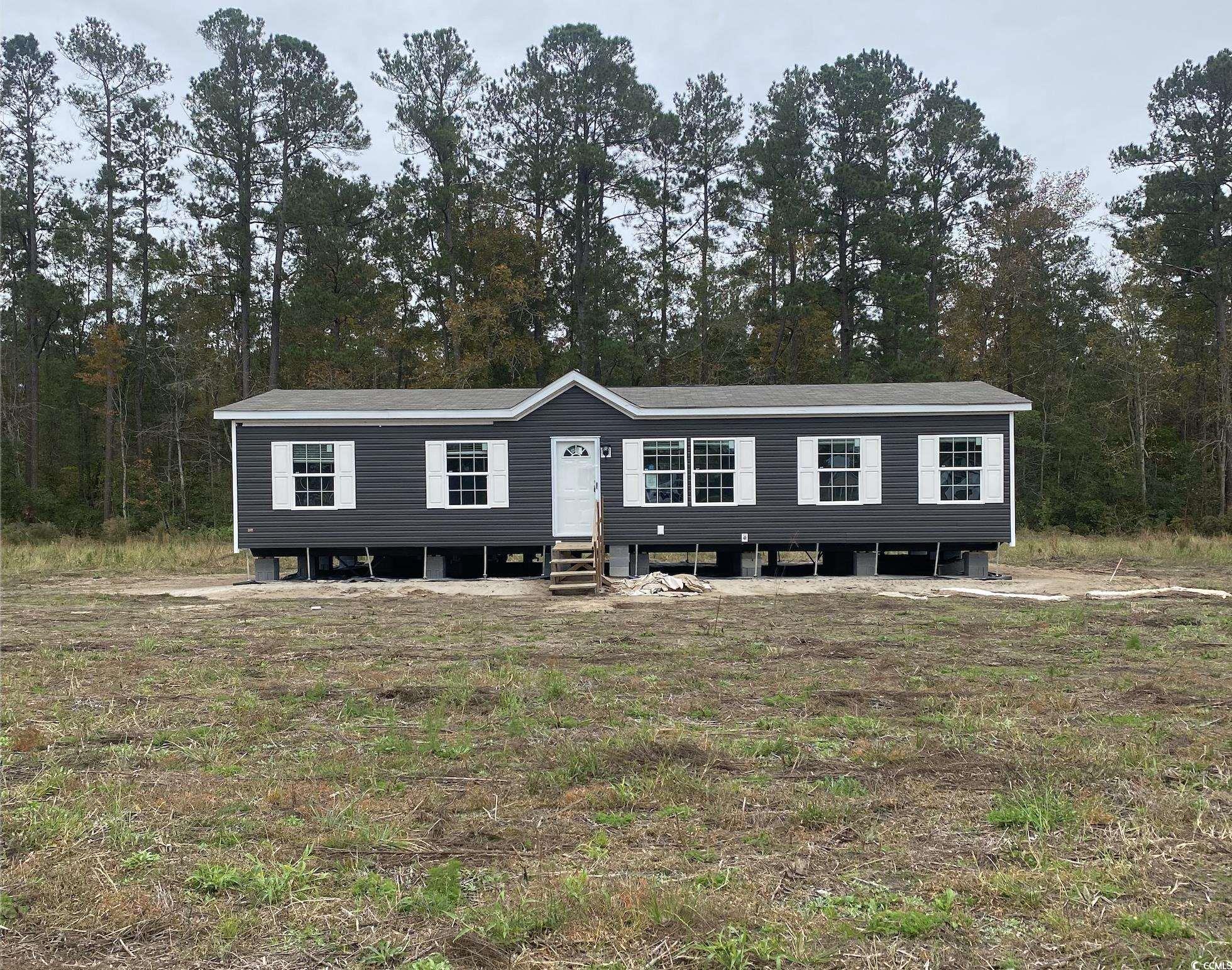 View of manufactured / mobile home