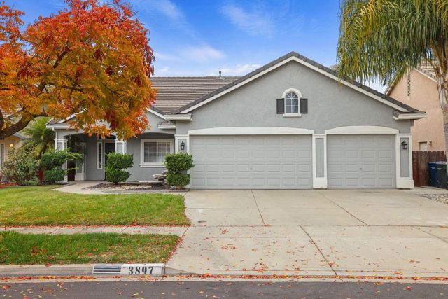 $599,999 | 3897 Sterling Oaks Drive | Turlock