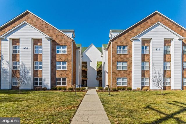 $315,000 | 936 Bay Ridge Avenue, Unit 106 | Annapolis