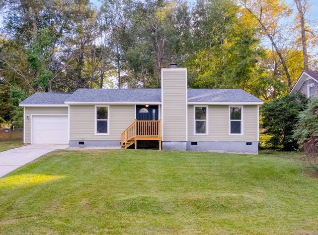 $299,500 | 109 Sawmill Drive | Crestwood