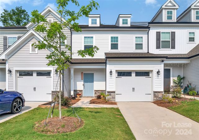 $2,150 | 14025 Whistling Teal Drive | Mallard Creek-Withrow Downs