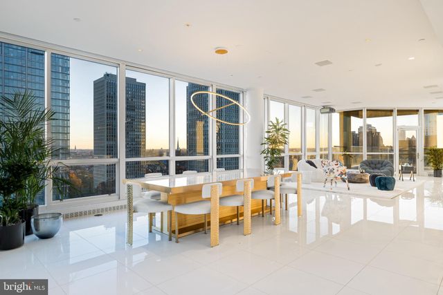 $4,700,000 | 101 Walnut Street, Unit PH | Old City