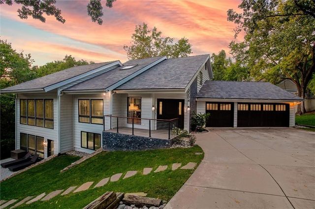 $1,295,000 | 12204 Catalina Street | Shawnee Mission