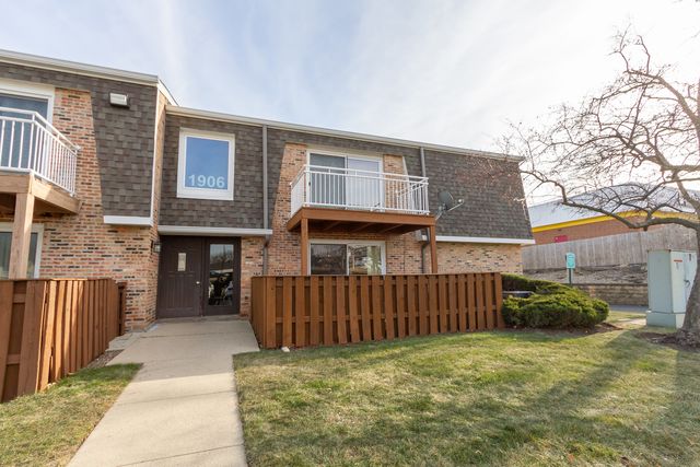 $1,700 | 1906 Plum Grove Road, Unit 1D | Rolling Meadows