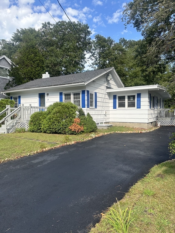 front view of house with a yard