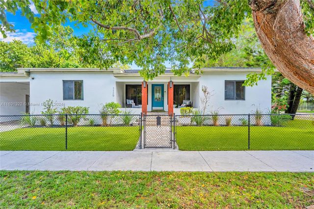 $1,395,000 | 1115 Southwest 16th Avenue | Shenandoah