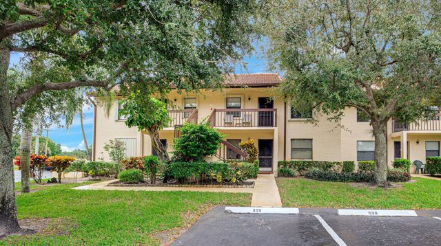 $2,500 | 4570 Lucerne Lakes Boulevard East, Unit 202 | Lucerne Lakes