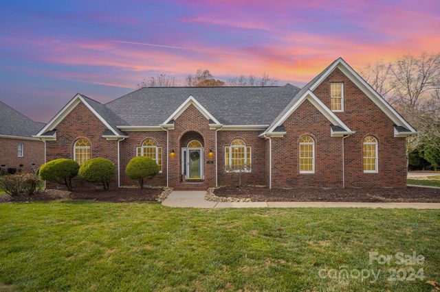 $869,900 | 180 Sink Farm Road | Coddle Creek Township - Iredell County