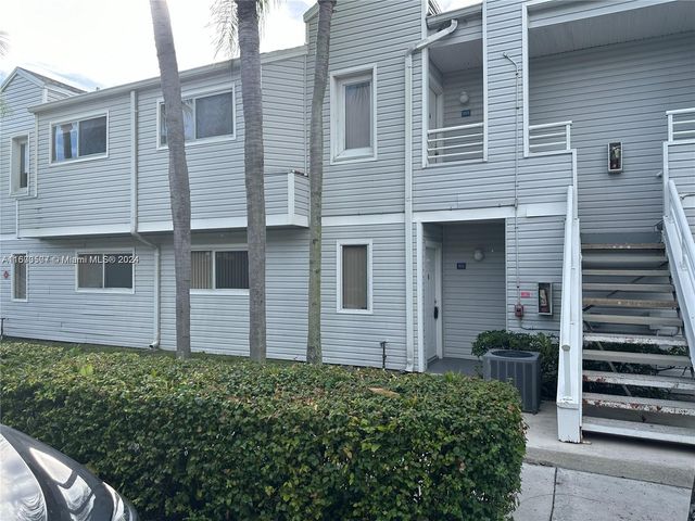 $183,000 | 3473 Northwest 44th Street, Unit 103 | Summer Lake