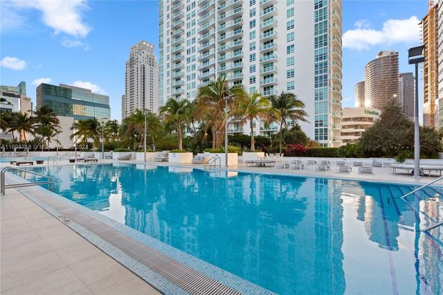 $798,000 | 951 Brickell Avenue, Unit 1010 | Brickell