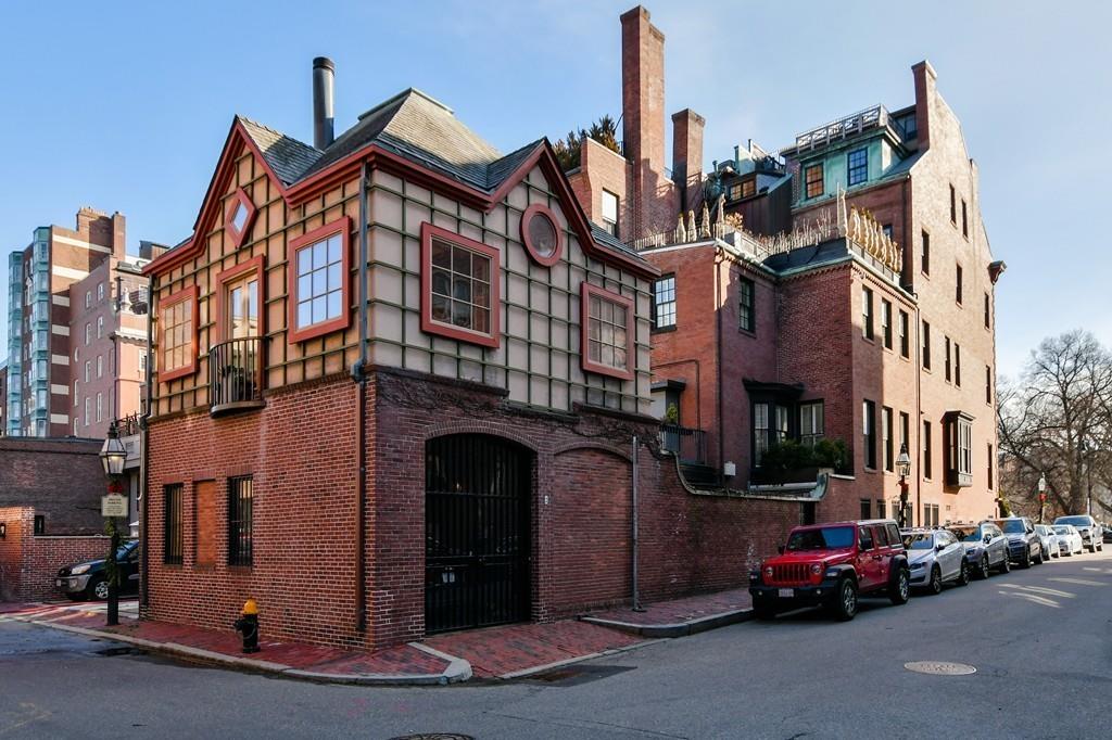 Beacon Hill Boston Neighborhood Guide - Compass