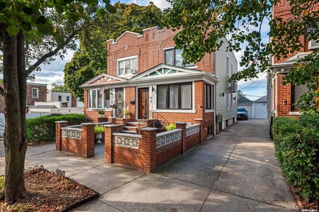 $1,049,000 | 65-17 78th Avenue | Glendale