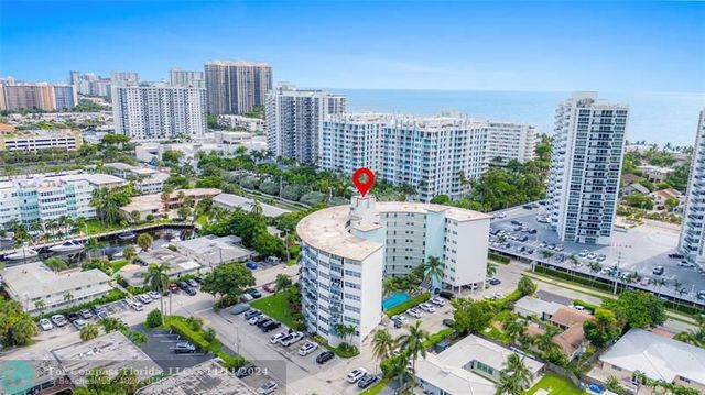 $299,500 | 3250 Northeast 28th Street, Unit 111 | Dolphin Isles