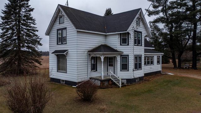 $689,000 | N2145 Lind Center Road | Lind