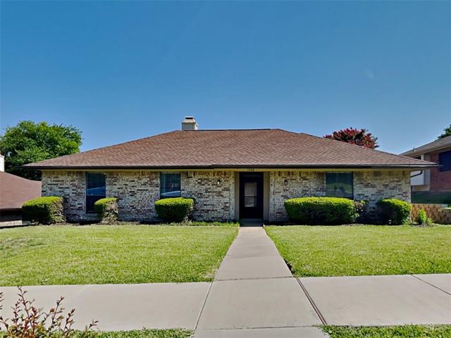 $2,509 | 1729 St James Drive | North Central Carrollton