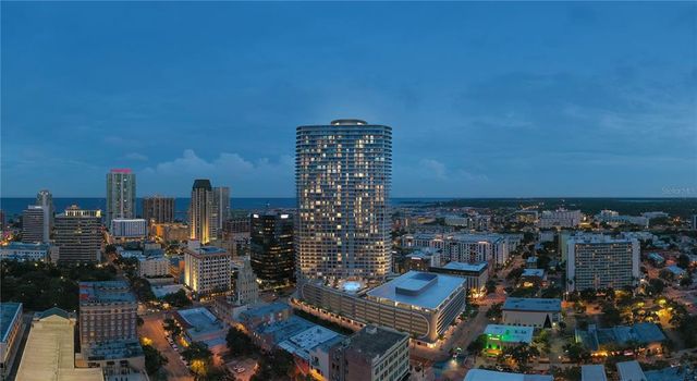 $4,985,000 | 400 Central Avenue, Unit PH 4102 | University Park-South Downtown