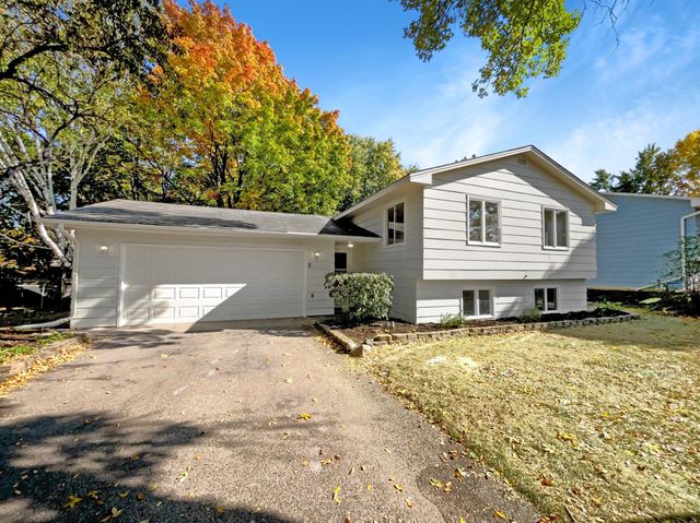 $370,000 | 13016 Valley Forge Lane North | Champlin