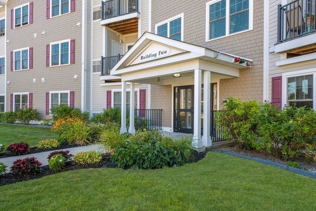 $549,900 | 360 Andover Street, Unit 2302 | Danvers