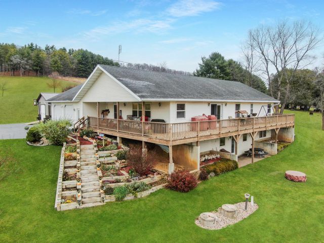 $429,999 | 21510 County Hwy S R | Rockbridge