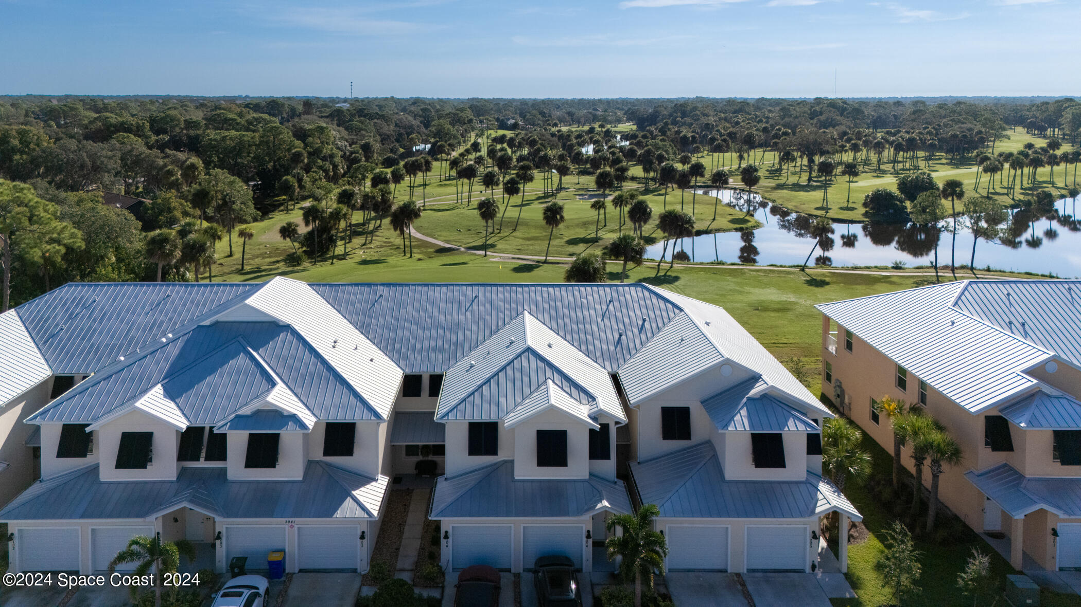 an aerial view of multiple house