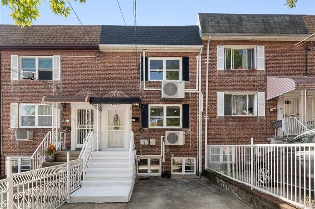 $649,999 | 1788 Pitman Avenue | Wakefield