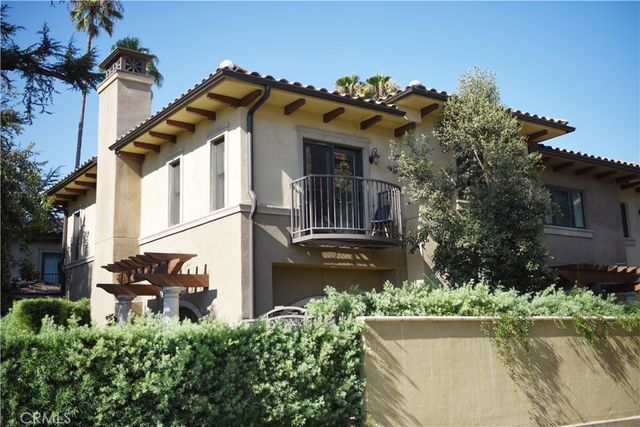 $1,250,000 | 158 South Sierra Madre Boulevard, Unit 15 | Southeast Pasadena