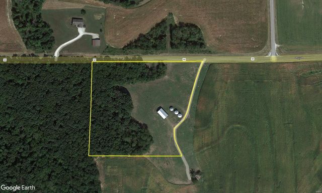 $179,000 | 0 9 Ac /- Highway | Round Grove Township - Marion County