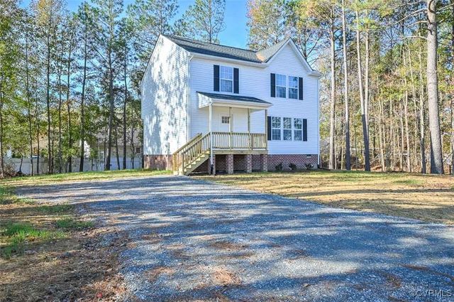 $369,950 | 727 Lake Caroline Drive | Lake Caroline