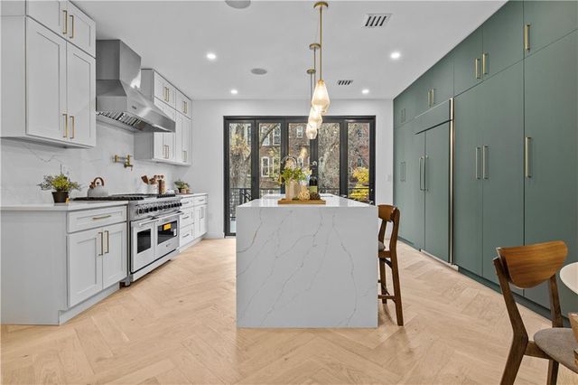 $2,295,000 | 689 MacDonough Street | Bedford-Stuyvesant