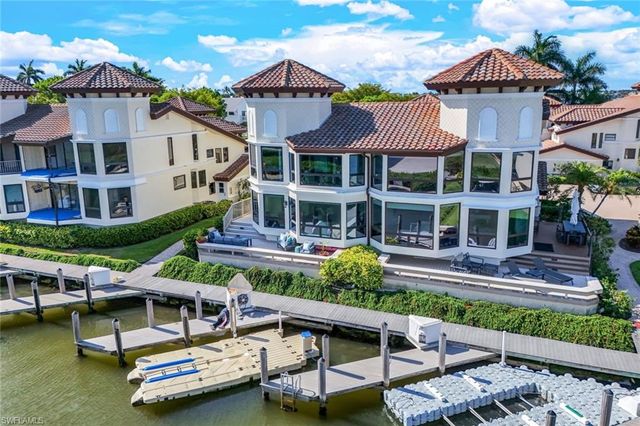 $2,450,000 | 1309 Chesapeake Avenue | Oyster Bay