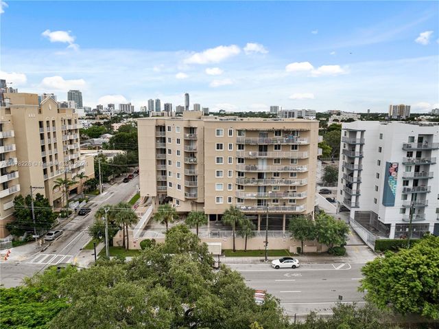 $330,000 | 102 Southwest 6th Avenue, Unit 407 | Riverside