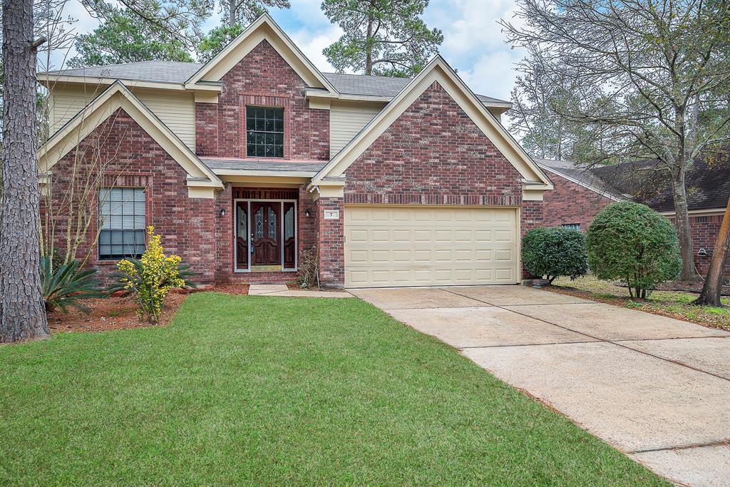 Welcome to this lovely two-story home on a wooded lot in Cochran's Crossing. Centrally located in the heart of The Woodlands, close to schools, parks and shopping. Fresh paint. Open Floor plan. Dramatic 2 story entry. Tile floors in living space and kitchen, with carpeted bedrooms. Includes refrigerator. Call for your showing today!