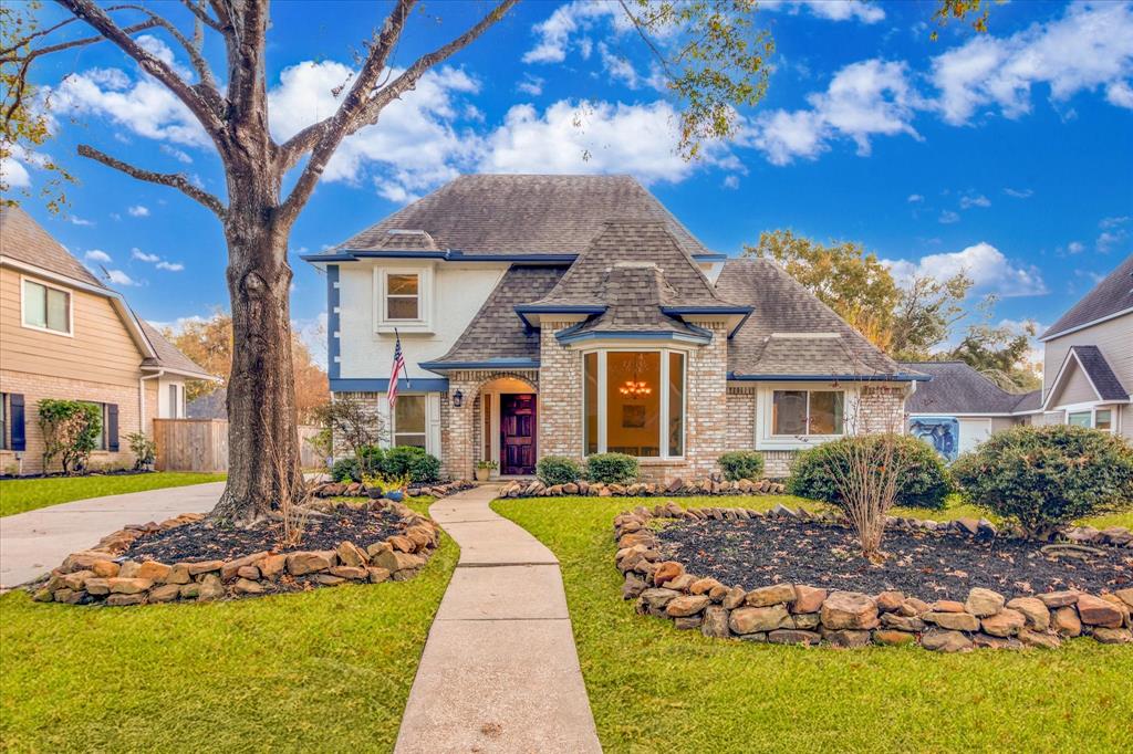 Welcome to 5318 Manor Glen.  A stunning 4 bedroom home in Sand Creek Village of Kingwood offering space for everyone, and an amazing backyard pool.