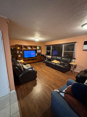 $4,500 | 6 Hope Court | Plainview