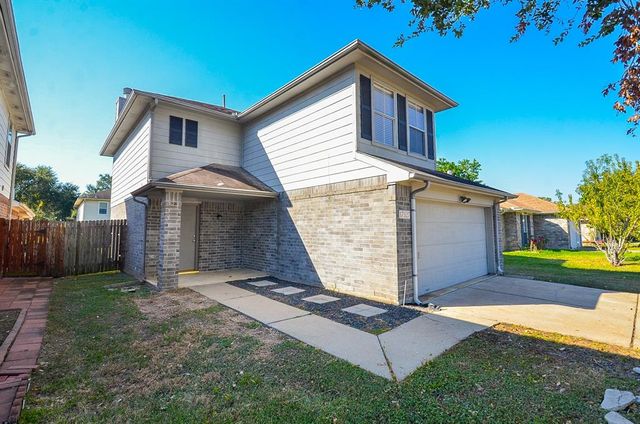 $2,100 | 17327 Davenway Drive | Northglen