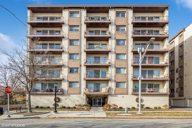 $264,900 | 251 Marengo Avenue, Unit 2H | Forest Park