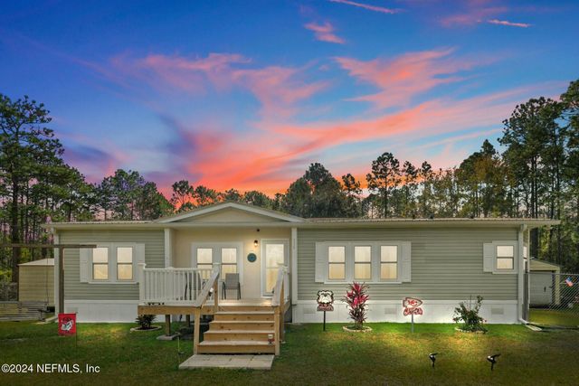 $279,000 | 135 East Satsuma Road | Saint Johns Manor Acres